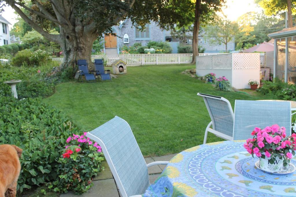 The 1720 House Vineyard Haven Exterior foto